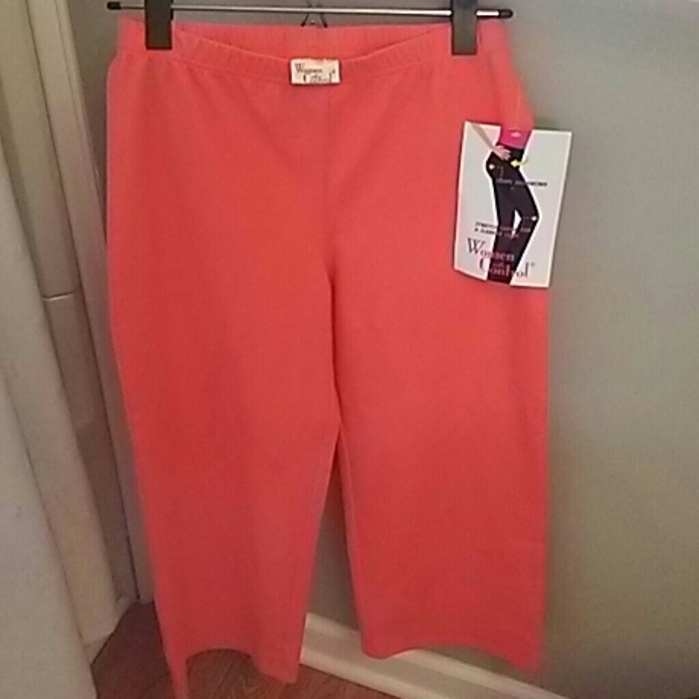 Women in Control knit crops